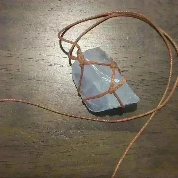 Genuine Quartz Crystal Necklace - Picture 2 of 4